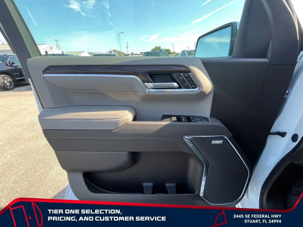 New 2026 Summit White GMC SLT image 23