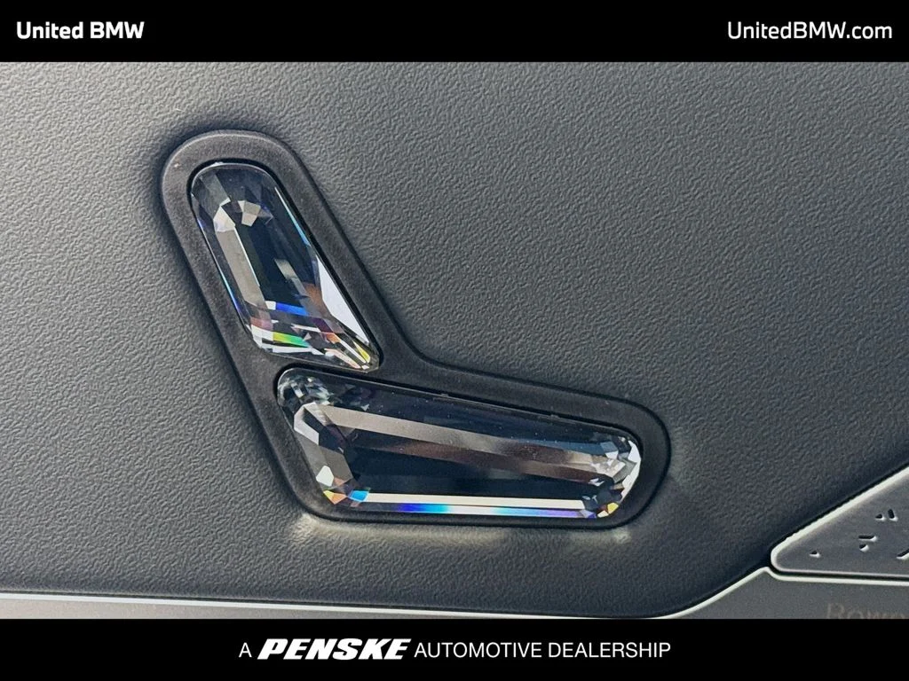 New 2026 Grey BMW 760i xDrive image 4