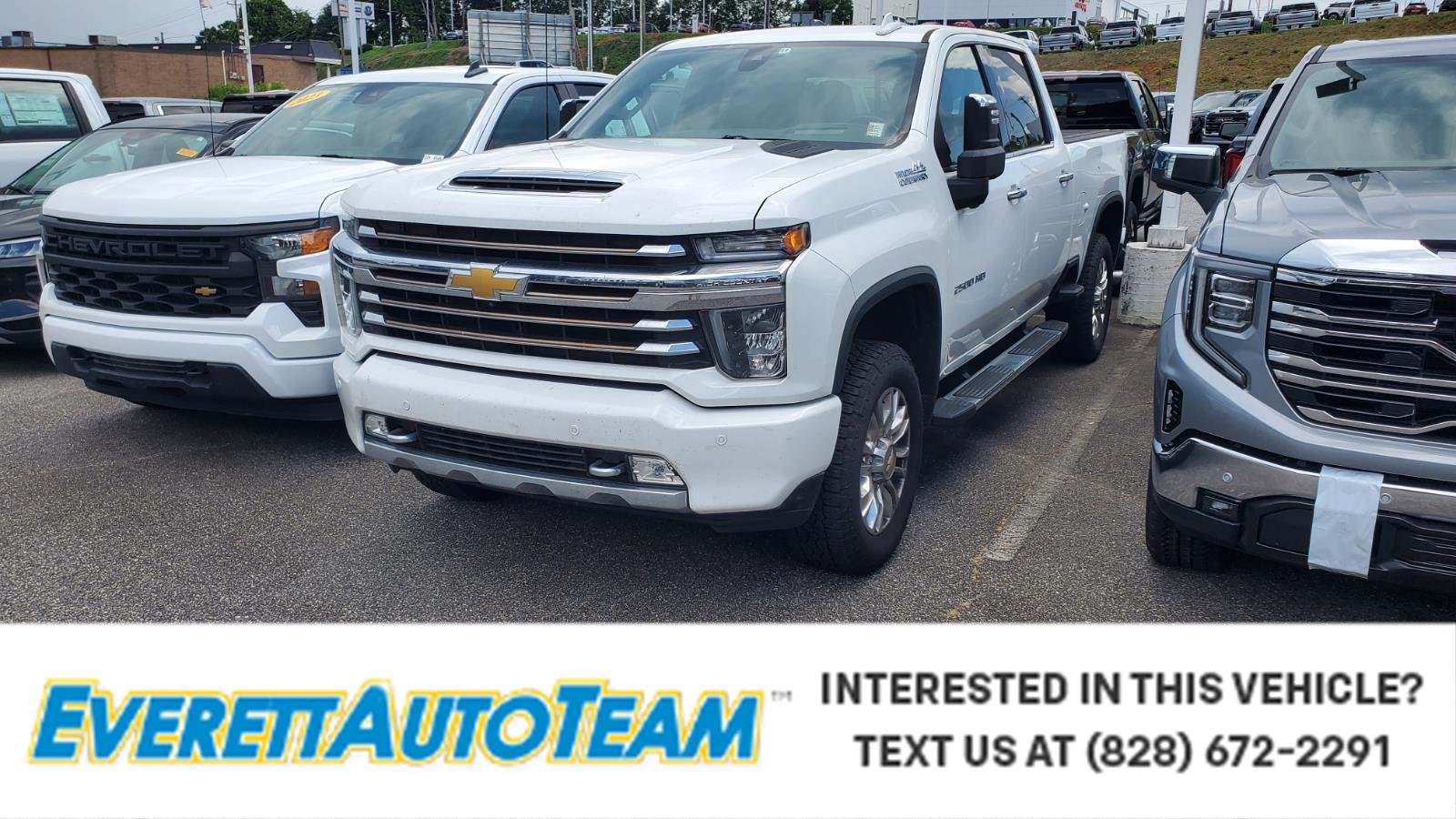 Used 2022 Summit White Chevrolet High Country image 1