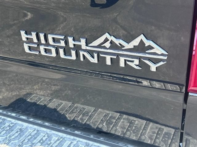 New 2026 Black Chevrolet High Country image 5