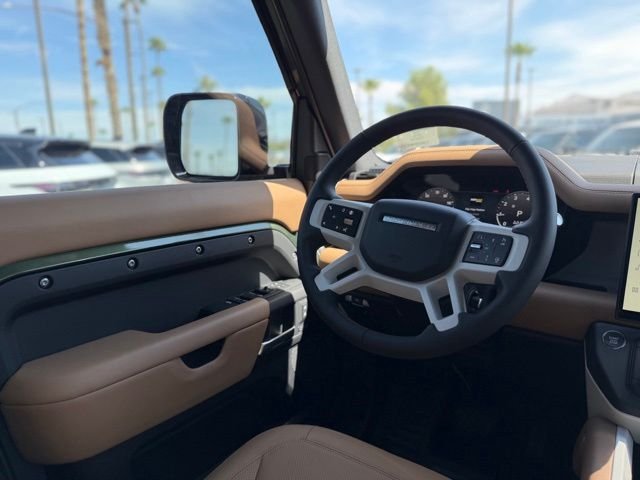 New 2026 Woolstone Green Land Rover X-Dynamic SE image 11