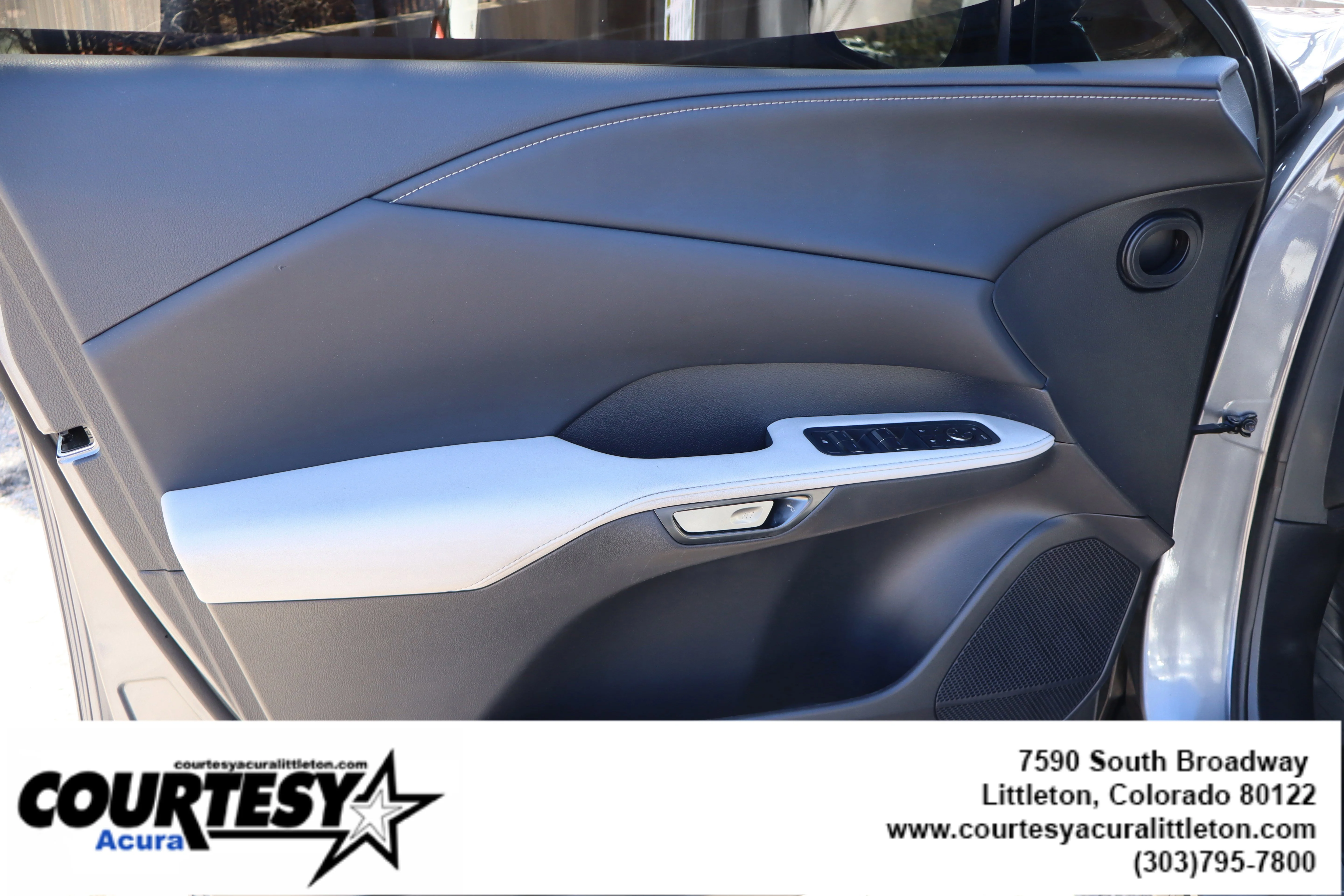 Used 2023 Gray Lexus RX 350 Premium image 23