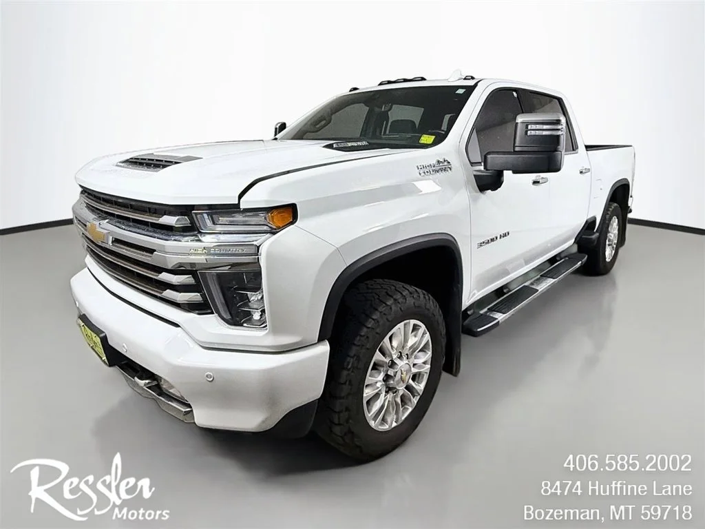 Used 2022 White Chevrolet High Country image 1