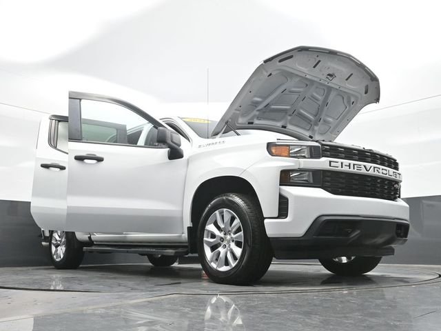 Used 2021 White Chevrolet Custom image 32