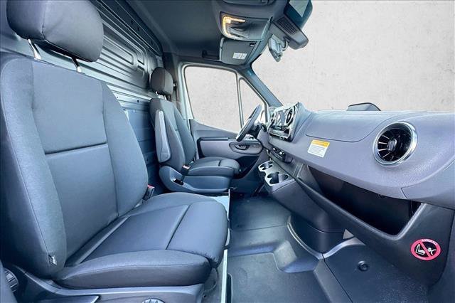 New 2026 Arctic White Mercedes-Benz  image 50