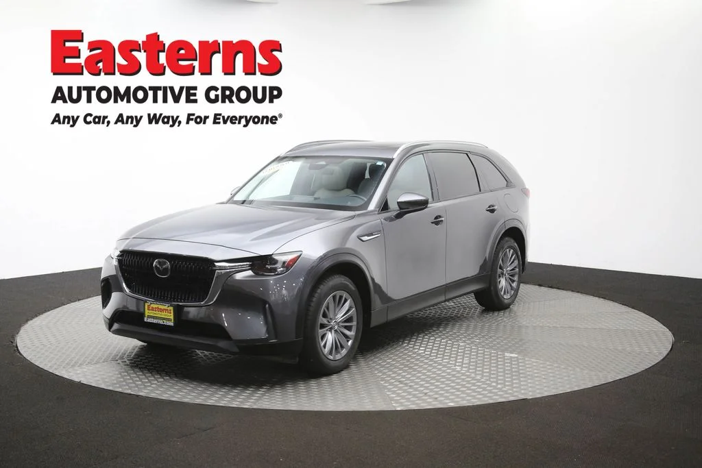 Used 2024 Gray Mazda Preferred image 63