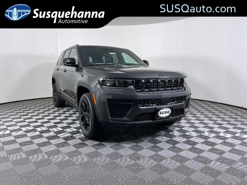 2026 Jeep Grand Cherokee Laredo