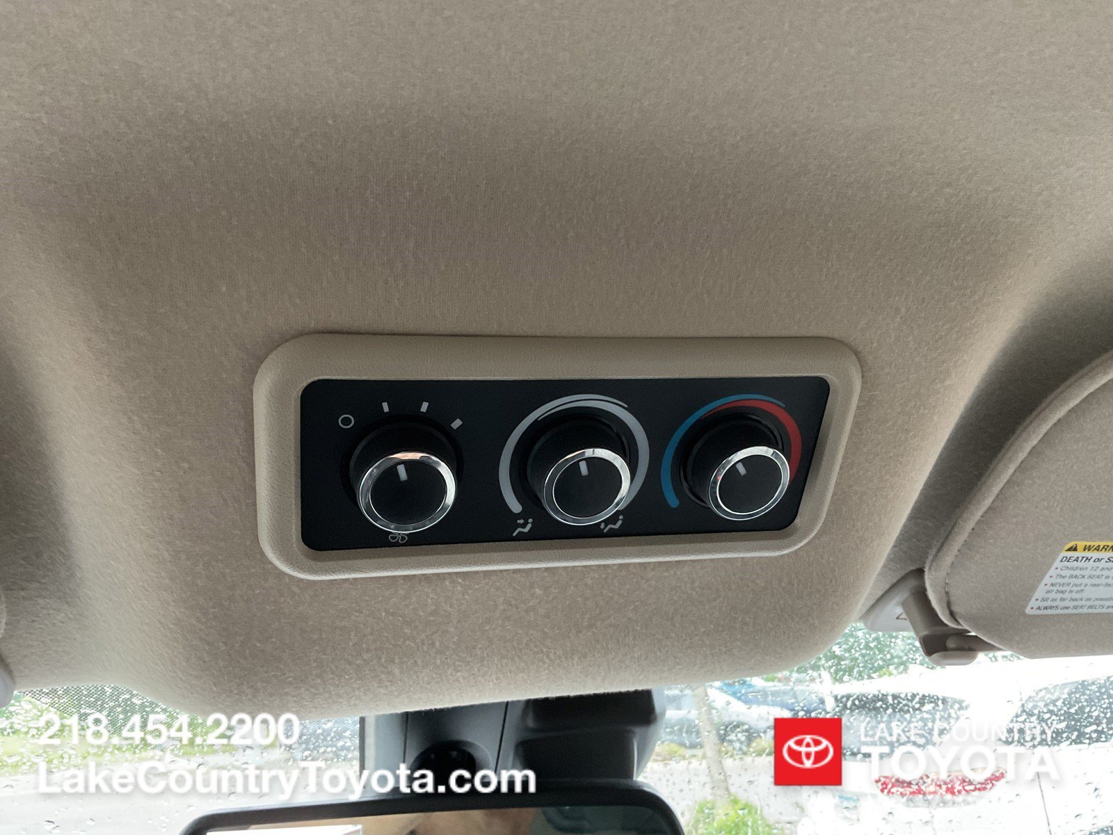 Used 2025 White Chevrolet LT image 28