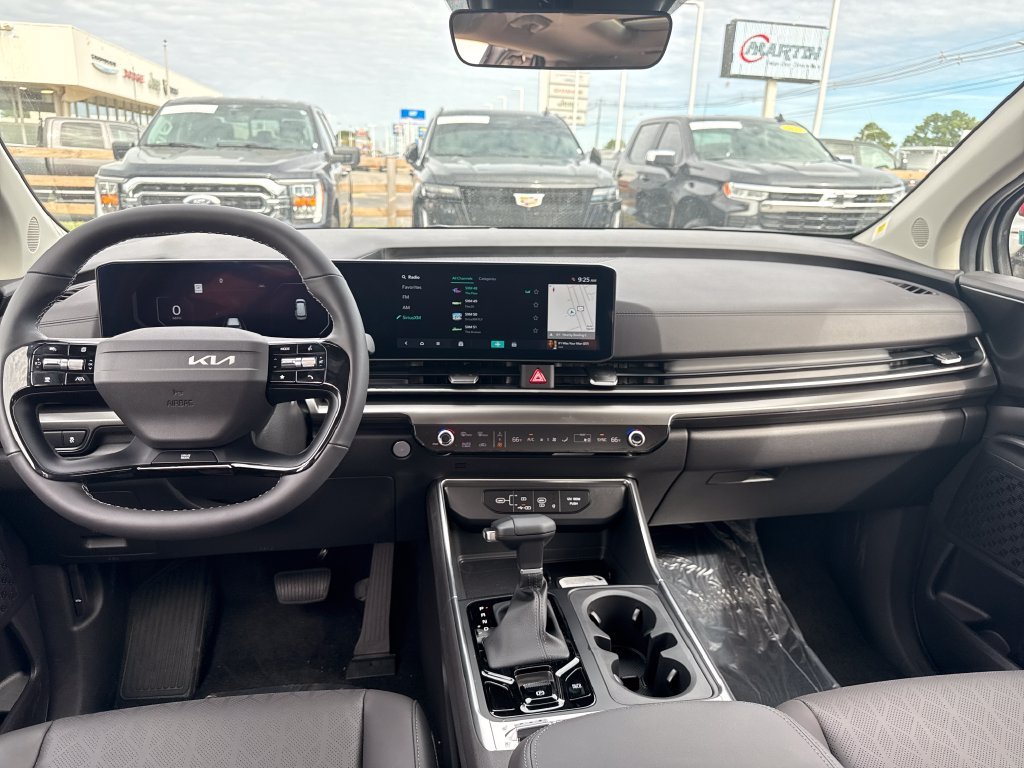 New 2027 Silver Kia SX image 16
