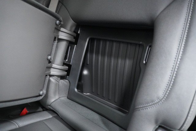 2026 GMC Sierra 1500 SLT - Photo 25