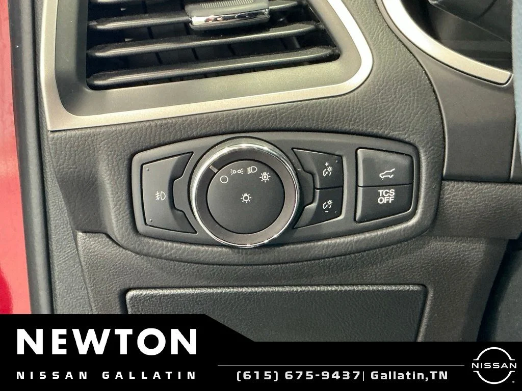 Used 2019 Ruby Red Metallic Ford SEL image 38
