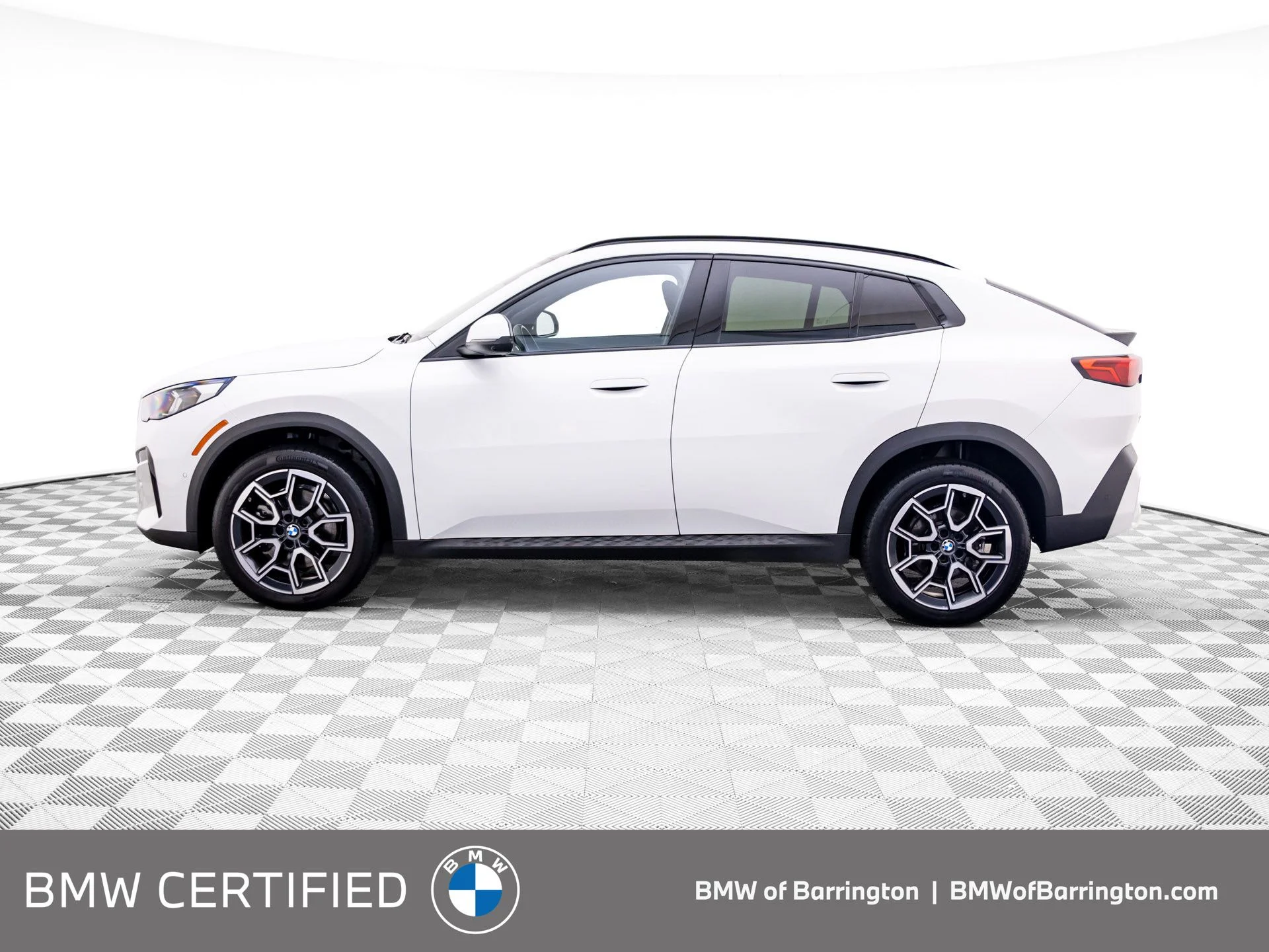 Certified Used 2026 White BMW xDrive28i image 2
