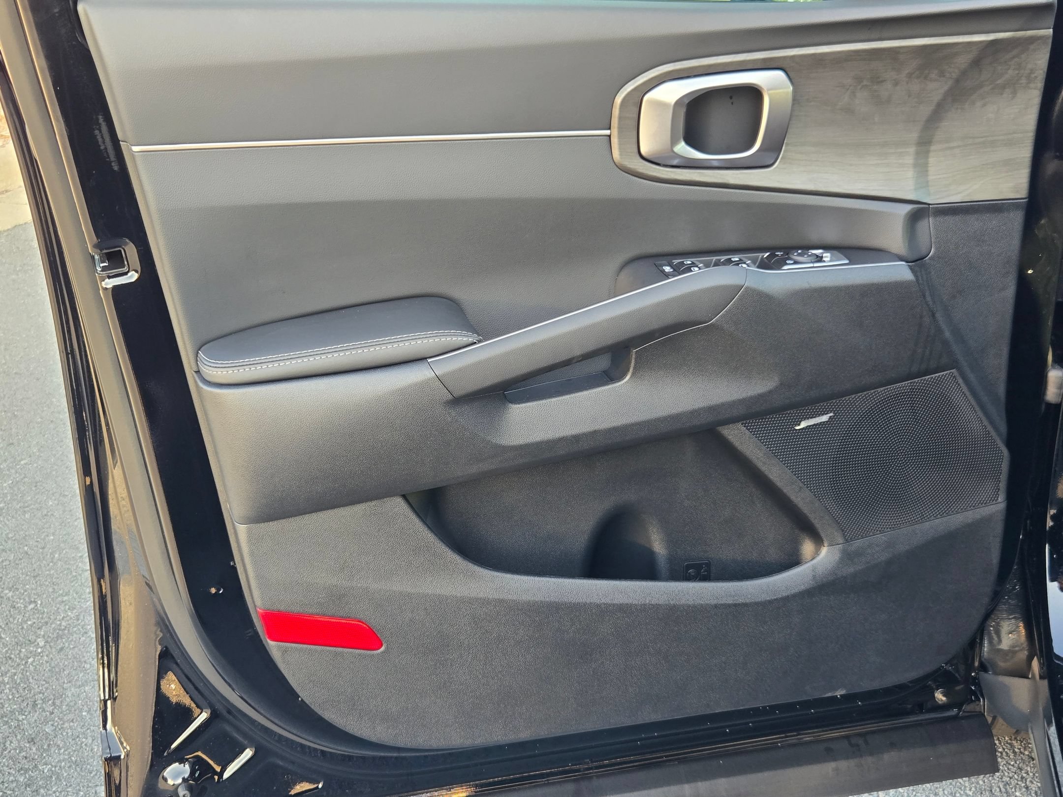 New 2026 Ebony Black Kia X-Line EX image 15