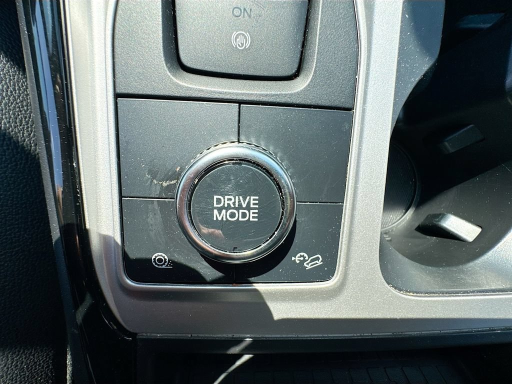 2023 Ford Explorer ST Line - Photo 42