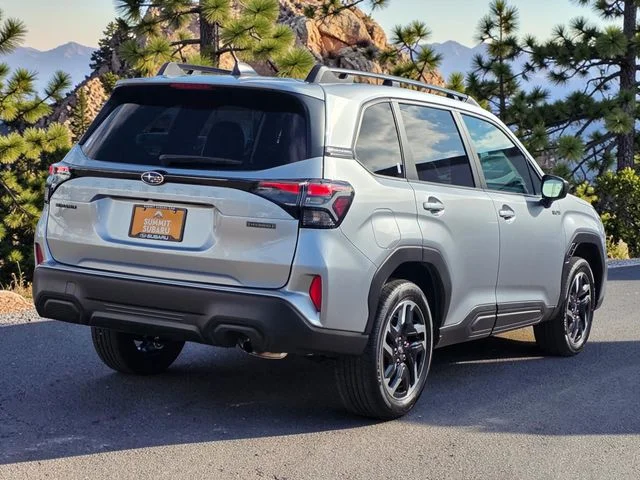 New 2026 ICE SILVER METALLIC Subaru Premium Hybrid image 7