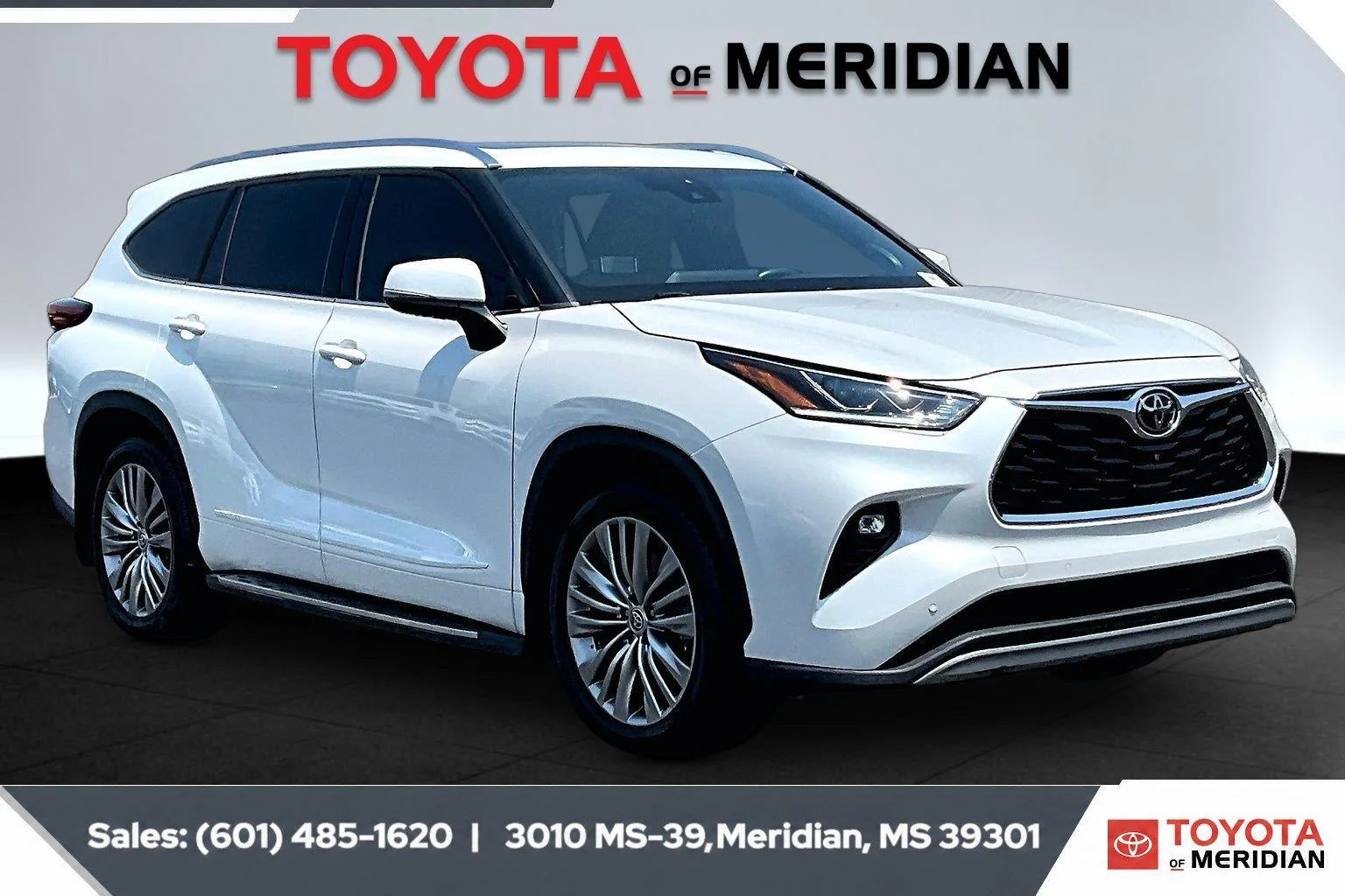 Used 2022 Wind Chill Pearl Toyota Platinum image 1