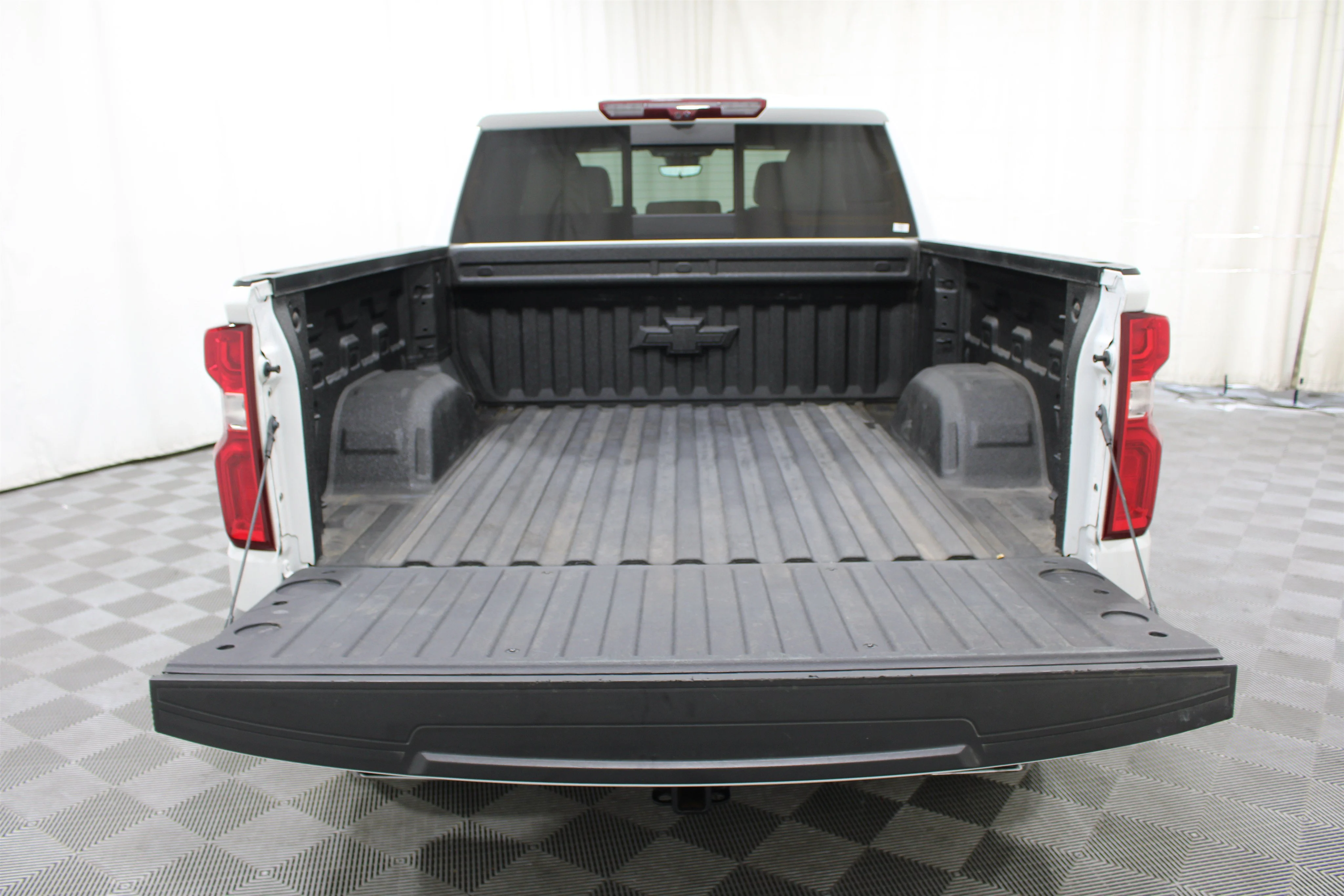2024 Chevrolet Silverado 1500 LTZ - Photo 23
