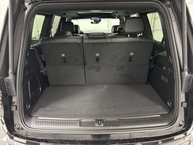 New 2026 High Gloss Black Exterior Paint Jeep Limited Altitude image 39