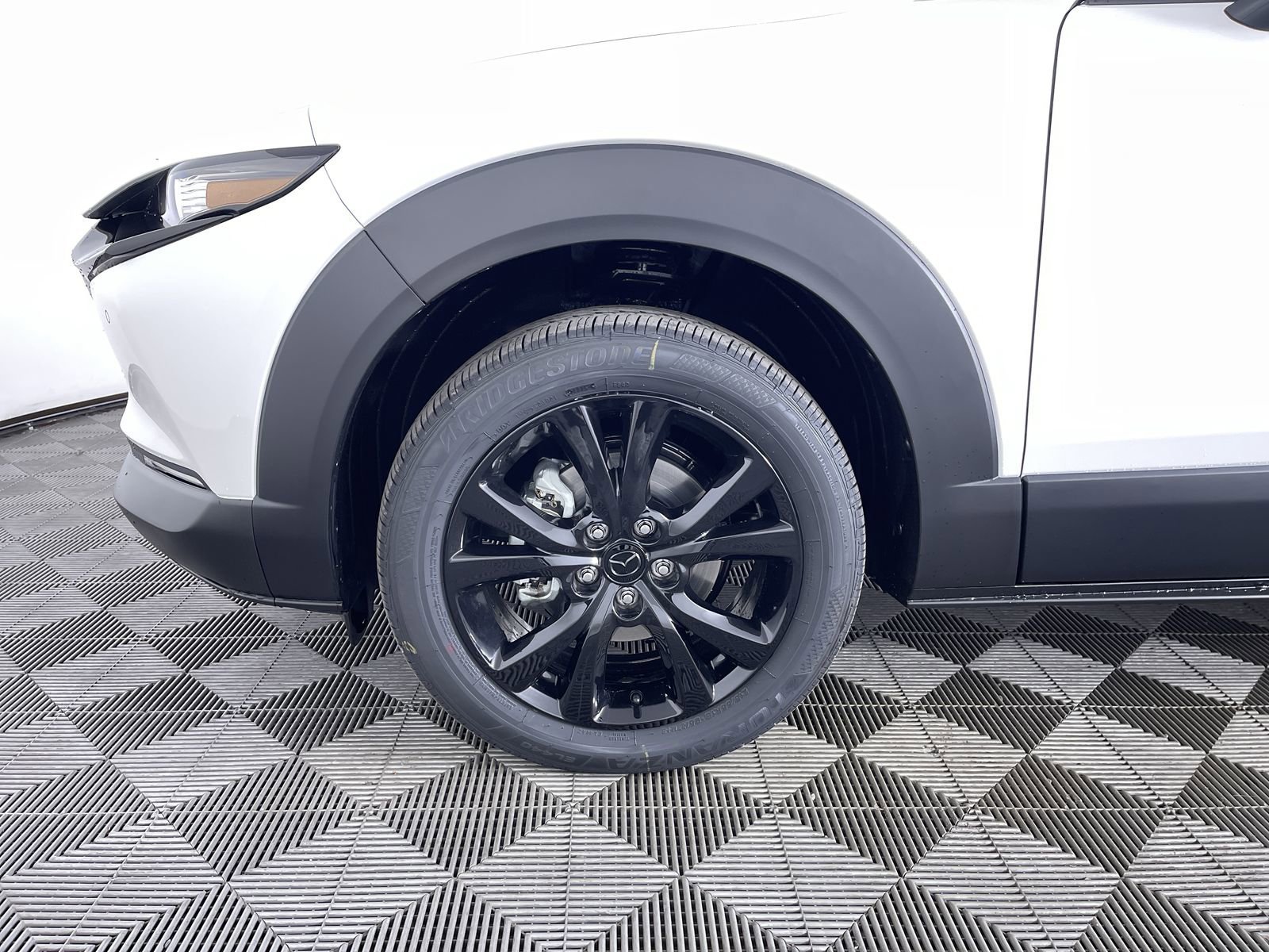 New 2026 Snowflake White Pearl Mazda 2.5 S Aire Edition image 31