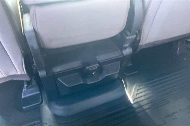 2019 Ford F-450 Super Duty Chassis Cab XL - Photo 33