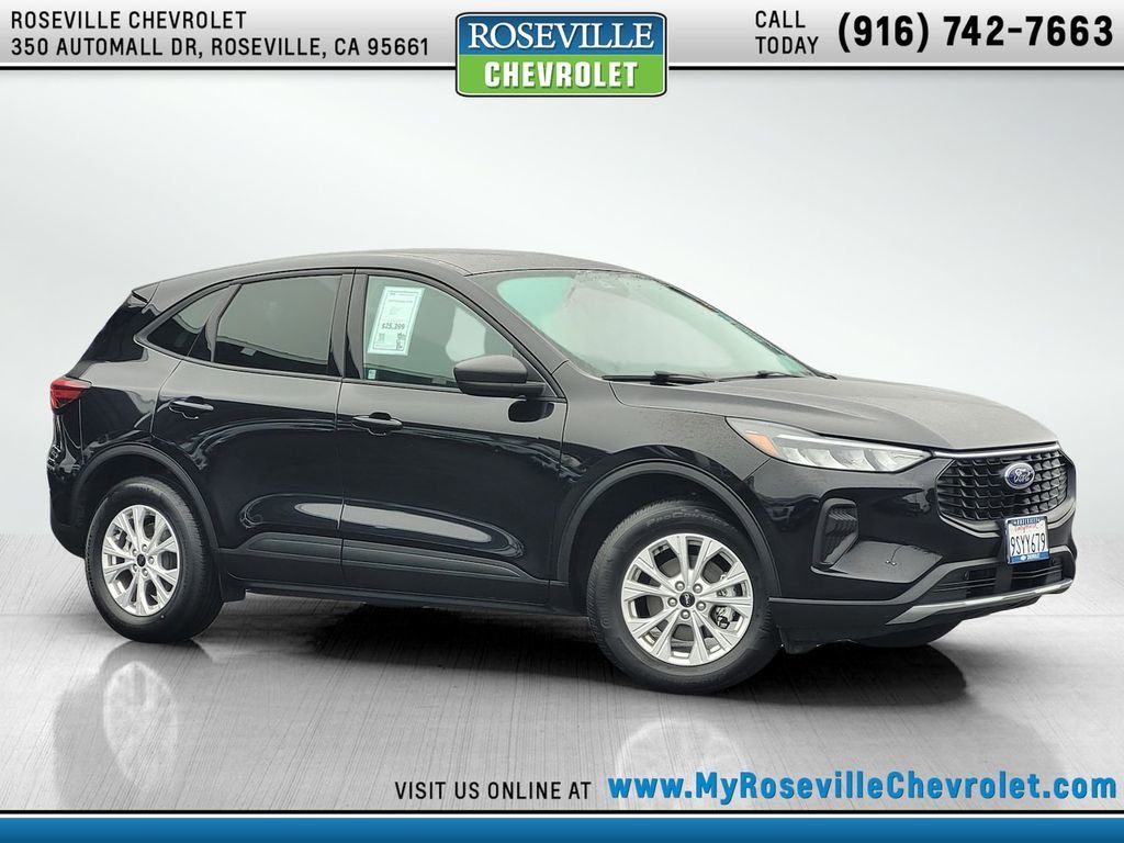2025 Ford Escape Active