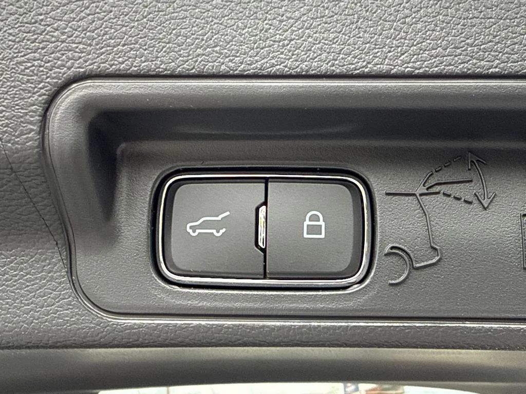 Used 2026 Blue Ford Active image 19