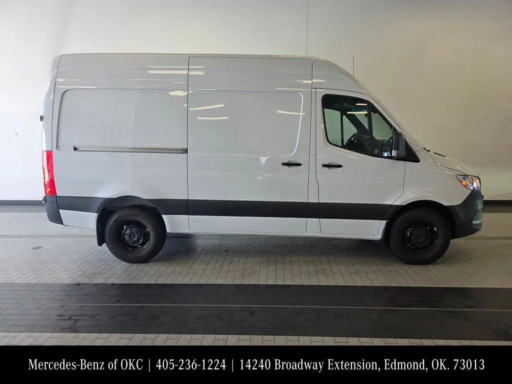 Used 2025 White Mercedes-Benz Cargo 144 WB image 5