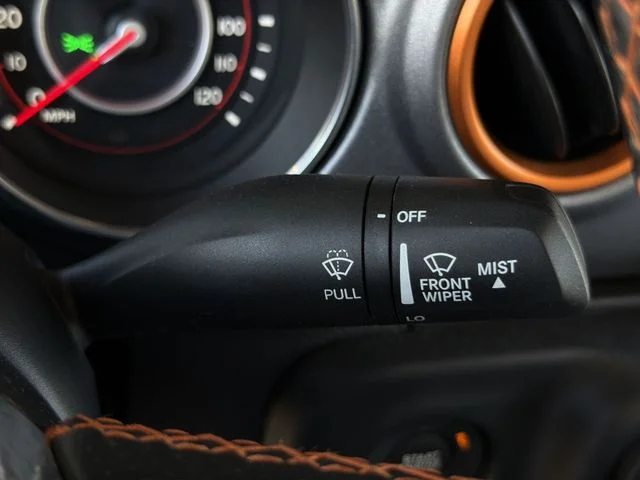 Used 2021 Gray Jeep Mojave image 30