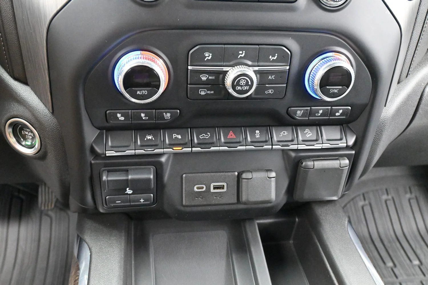 Used 2021 Onyx Black GMC Denali image 25
