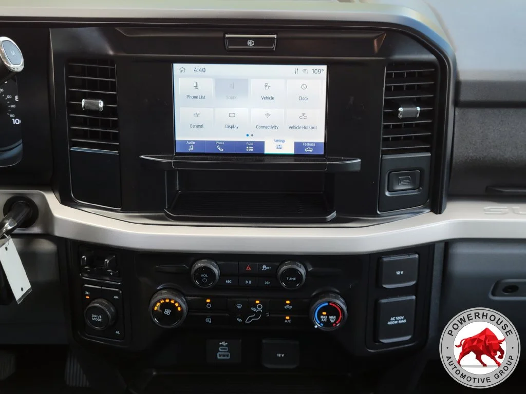 Used 2025 White Ford XLT image 22