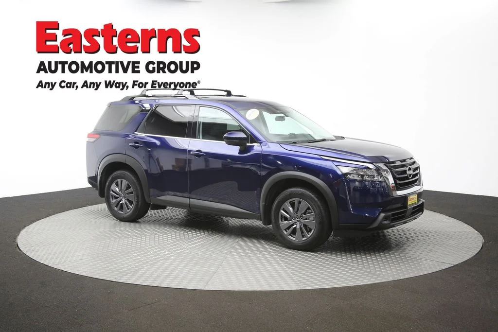 Used 2023 Blue Nissan SV image 51