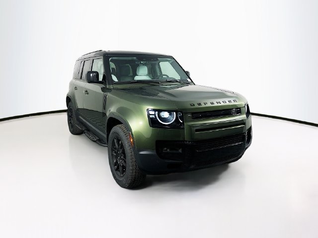 Used 2026 Green Land Rover S image 3