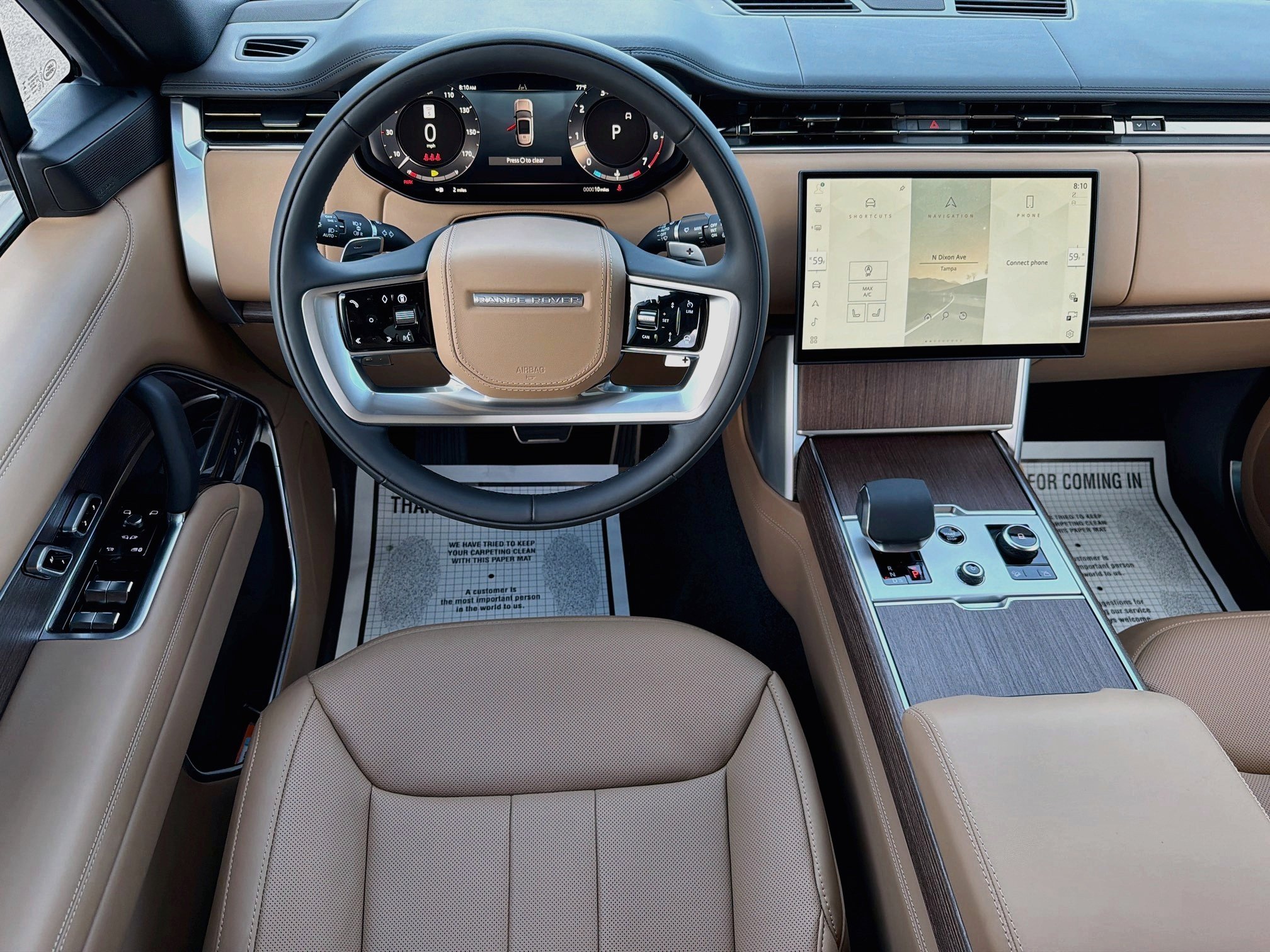 New 2027 Ostuni Pearl White LAND ROVER SE image 18