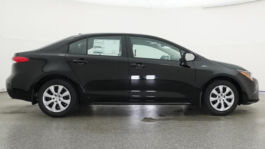 New 2026 Midnight Black Metallic Toyota LE image 9