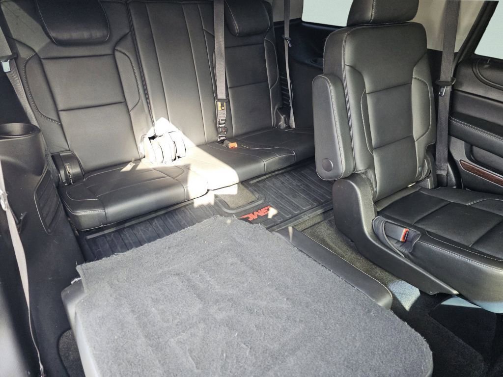 Used 2018 Satin Steel Metallic GMC SLT Standard Edition image 5