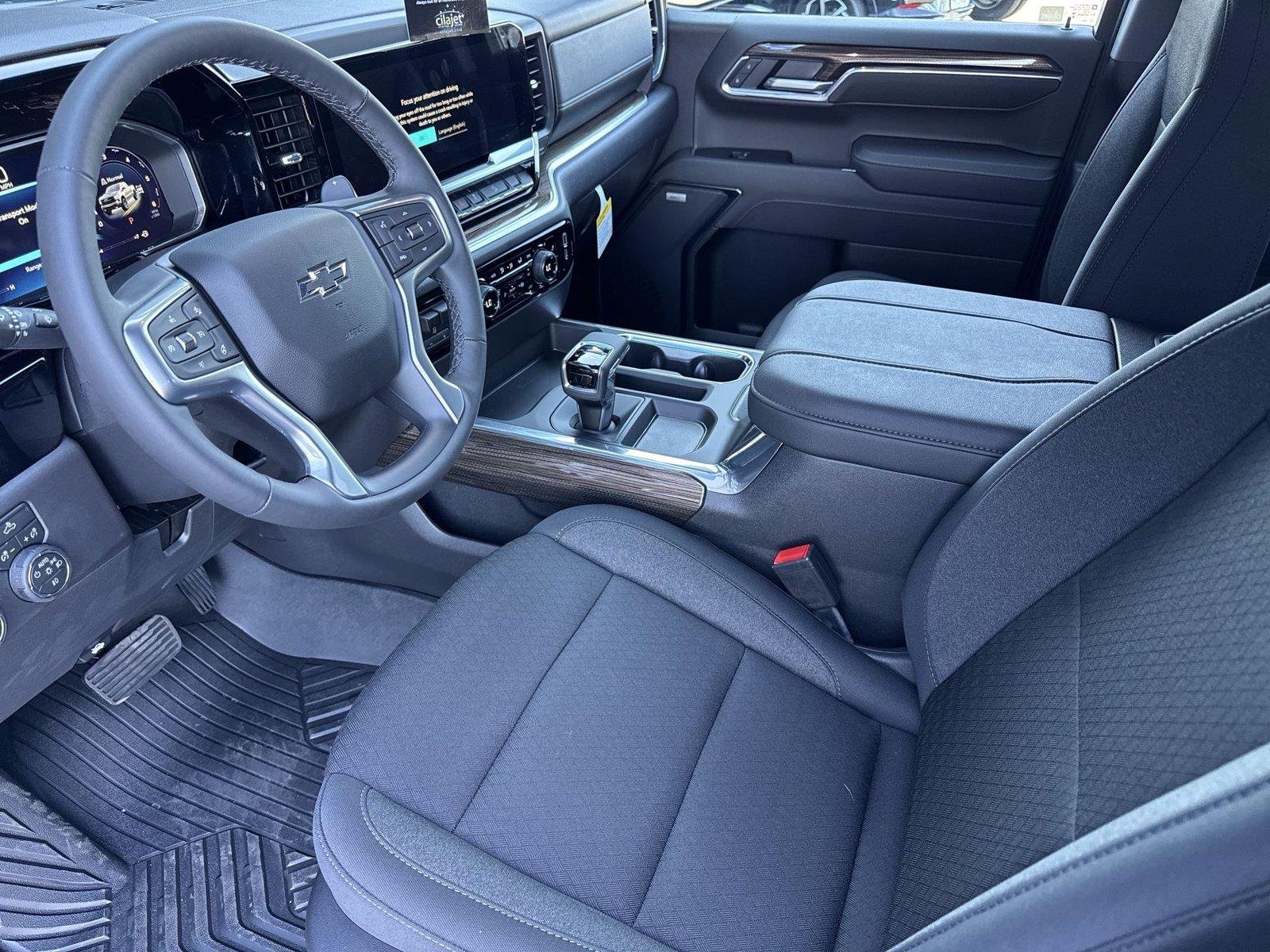 2026 Chevrolet Silverado 1500 LT Trail Boss - Photo 10