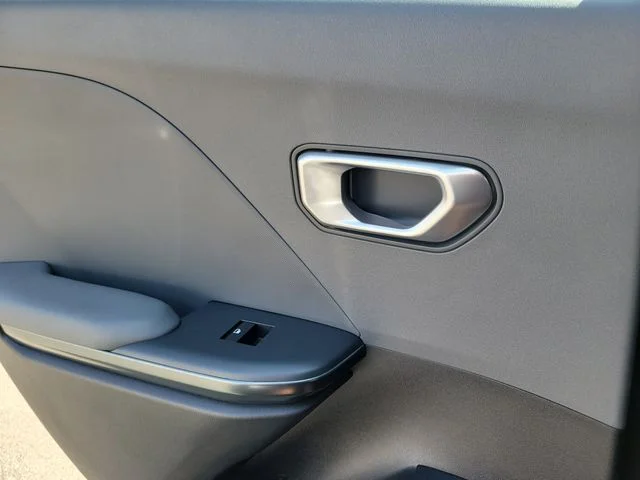 Certified Used 2025 Steel Gray Kia LXS image 22