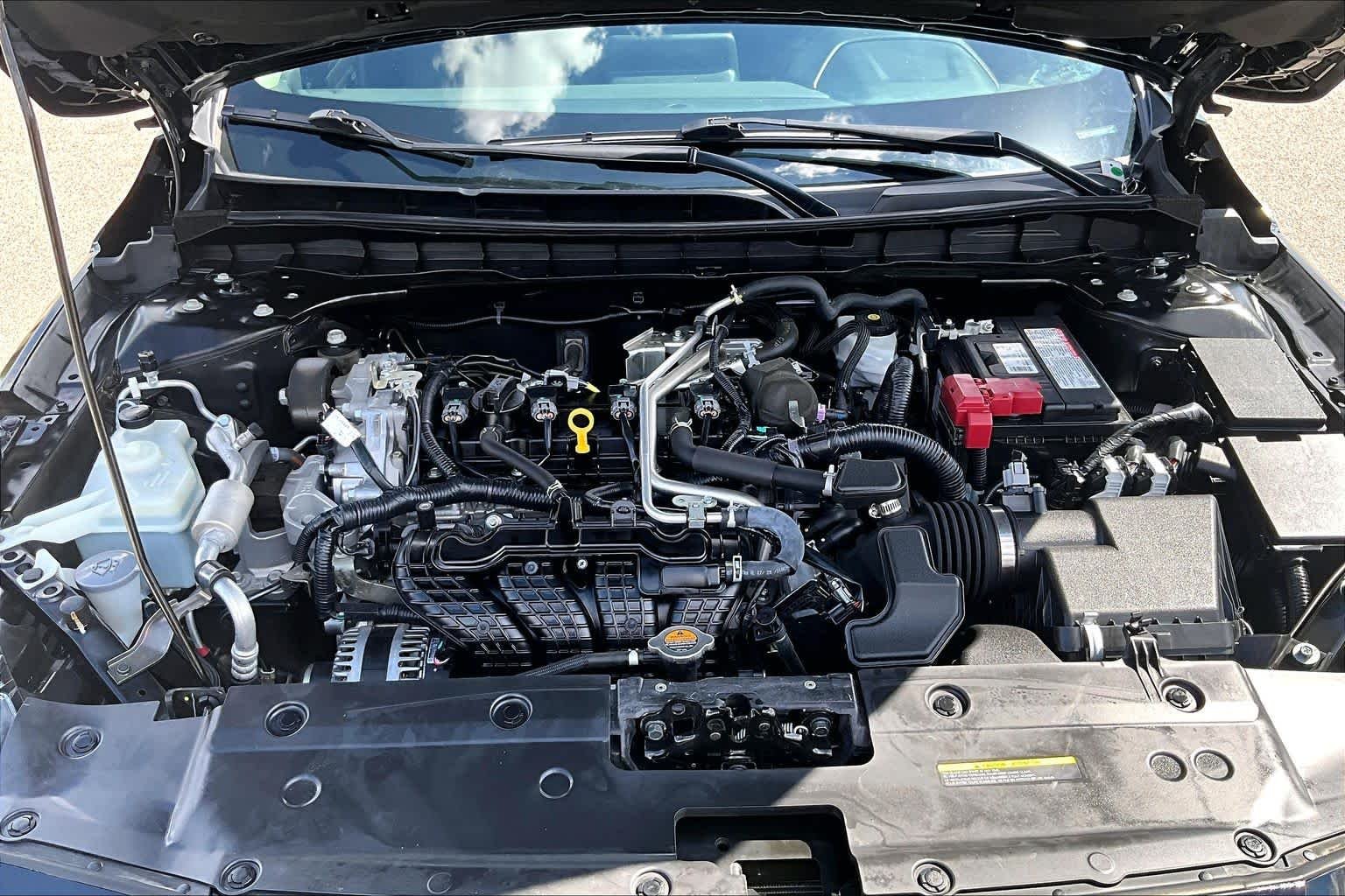 Used 2022 Super Black Nissan 2.5 SV image 32
