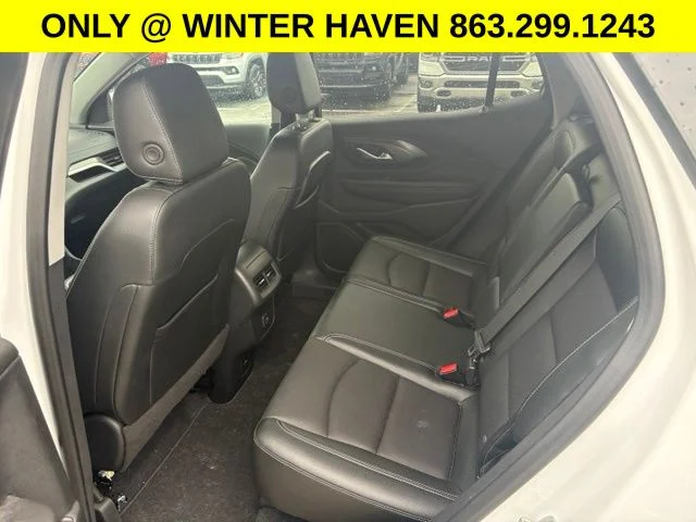 Used 2023 White GMC SLT image 10