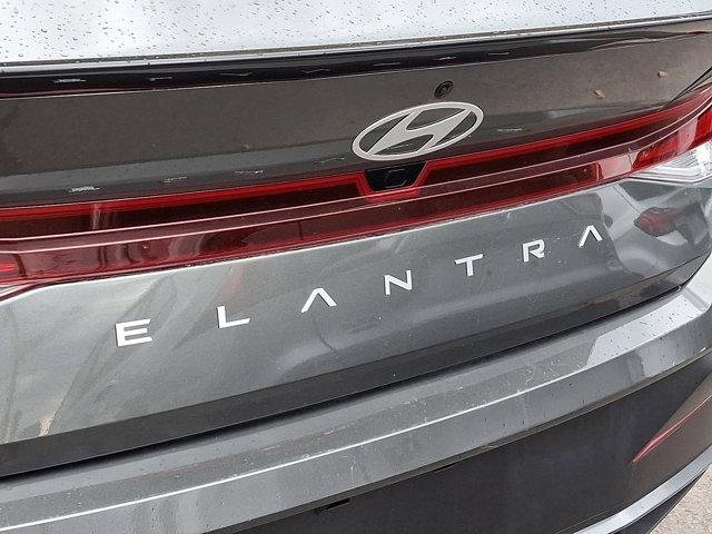 New 2025 Amazon Gray Hyundai SEL Sport image 5