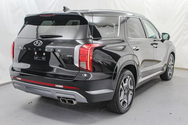 Used 2024 Black Hyundai Limited image 8
