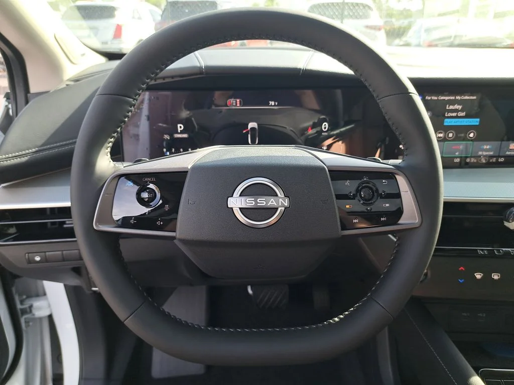 New 2026 White Nissan SL image 27