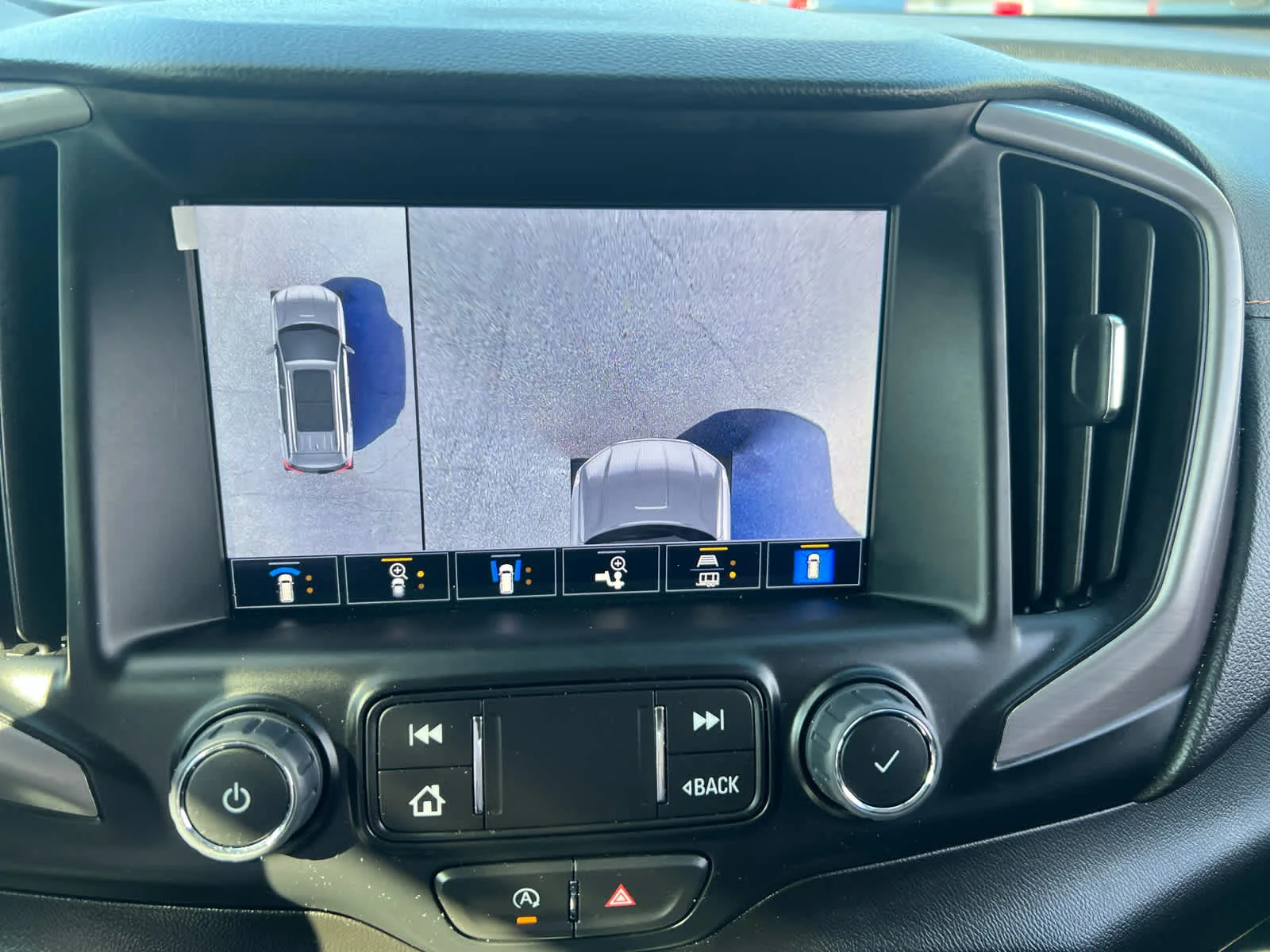 2024 GMC Terrain AT4 - Photo 12