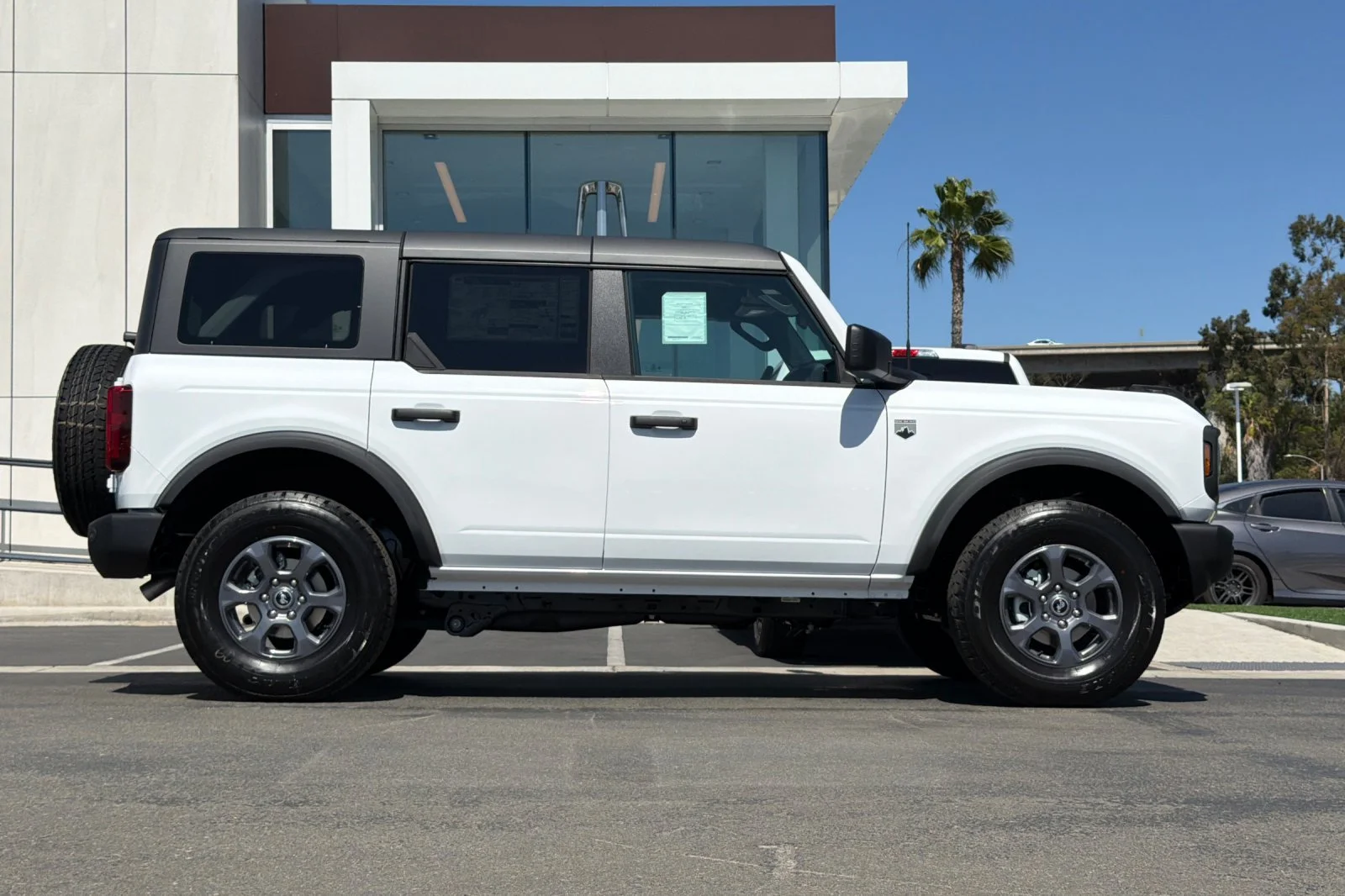 New 2026 White Ford Big Bend image 2