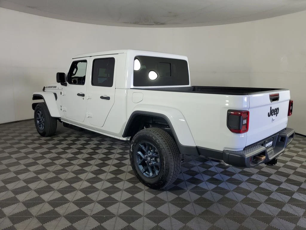 New 2026 Bright White Clear-Coat Exterior Paint Jeep 85th Anniversary Edition image 6
