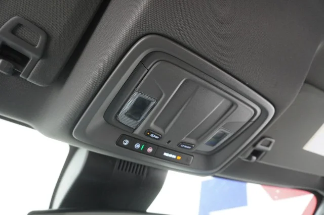 New 2026 Sterling Metallic GMC Elevation image 41
