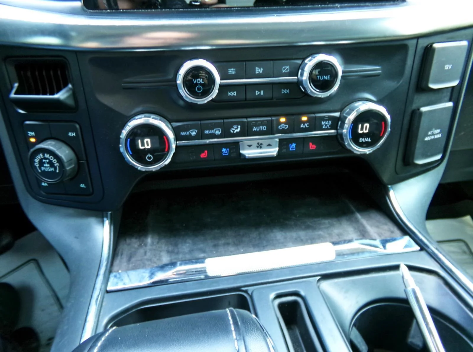 Used 2021 Oxford White Ford LARIAT image 10
