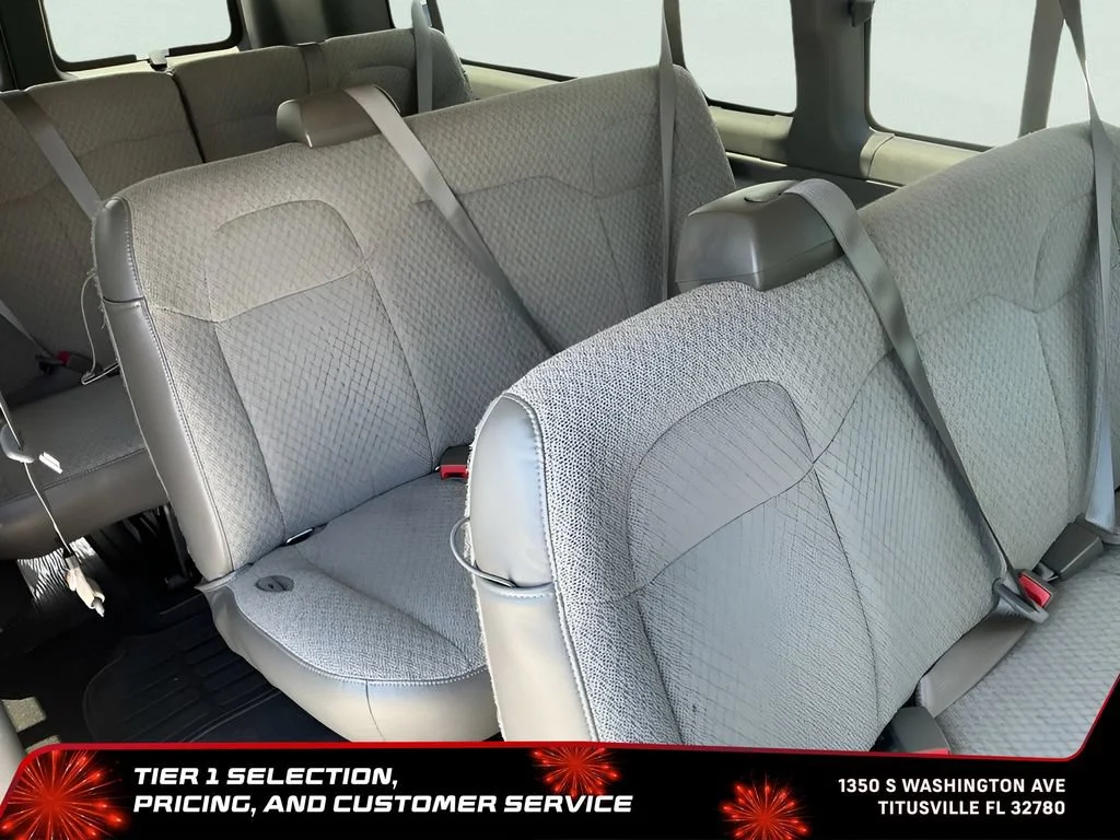 Used 2025 Summit White Chevrolet 1LT image 19