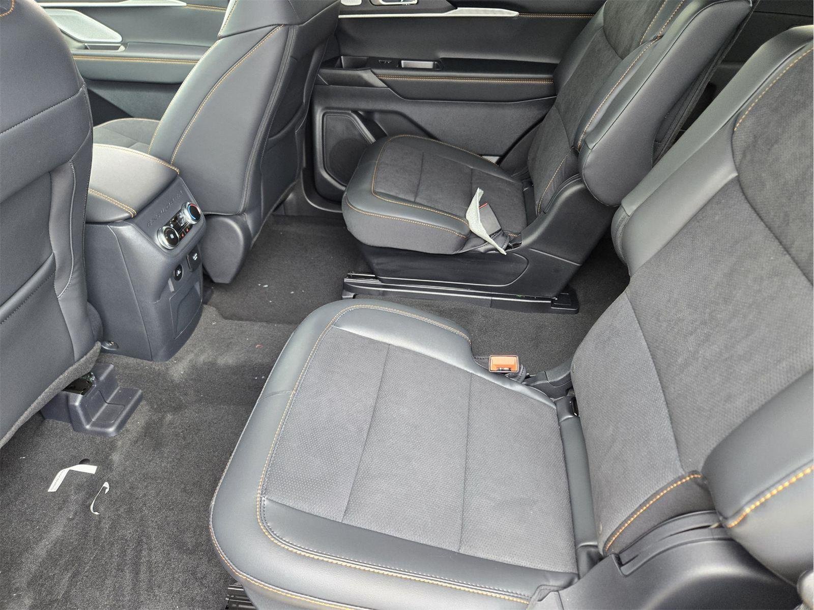 New 2026 Vapor Blue Metallic Ford Tremor® image 18