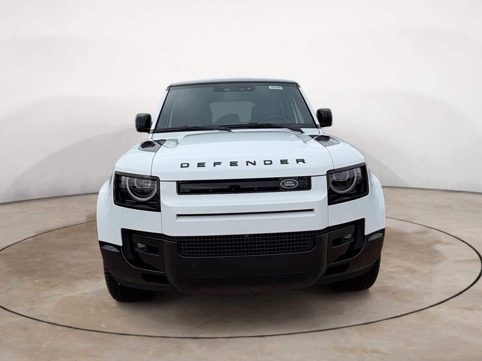 New 2026 Fuji White Land Rover X-Dynamic SE image 8